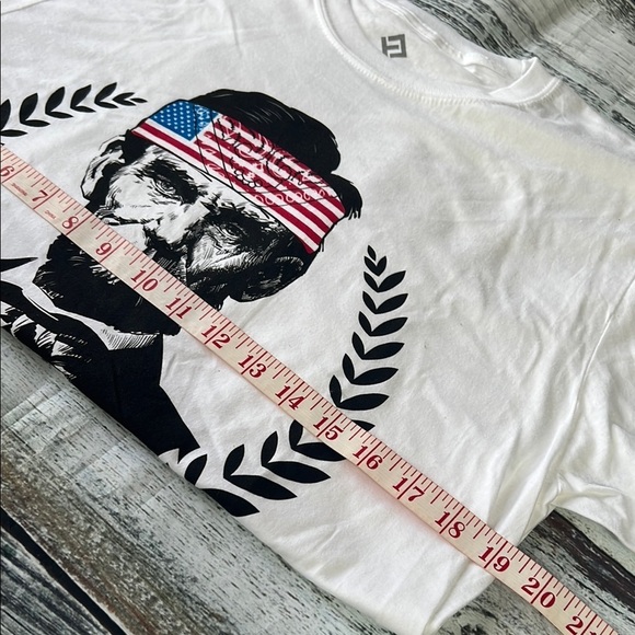 White Graphic T-Shirt with Abraham Lincoln Patriotic Design SZ Medium - Picture 4 of 7